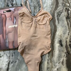 SKIMS Sculpting Thong Bodysuit